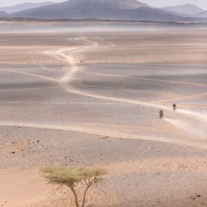 Motos filant de Gara Medouar